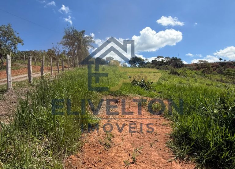 Terreno de 6.000 m² a 1,5 km da Fernão Dias em Camanducaia/MG
